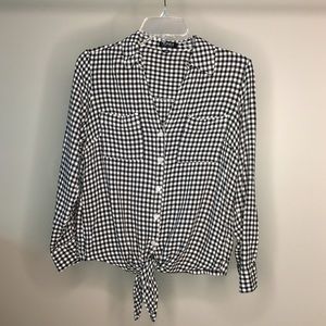 JONES NEW YORK Gingham Tie Front Button Down